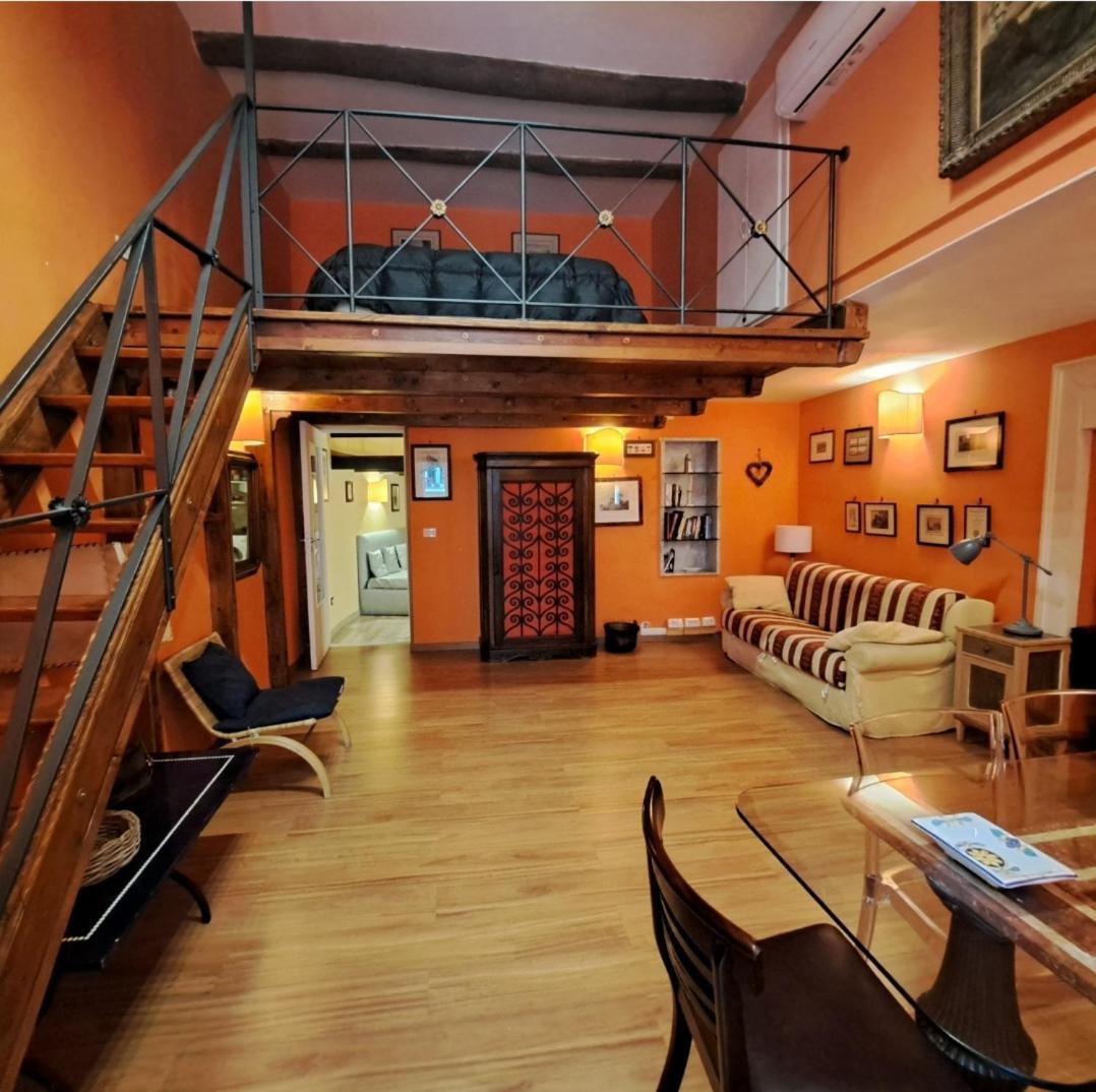 Guide Tour Apartments Nápoly Kültér fotó