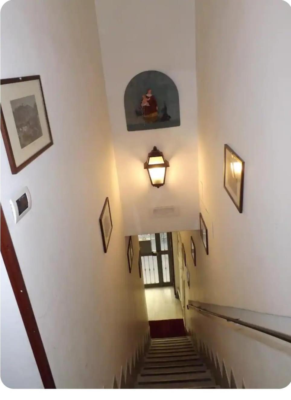 Guide Tour Apartments Nápoly Kültér fotó