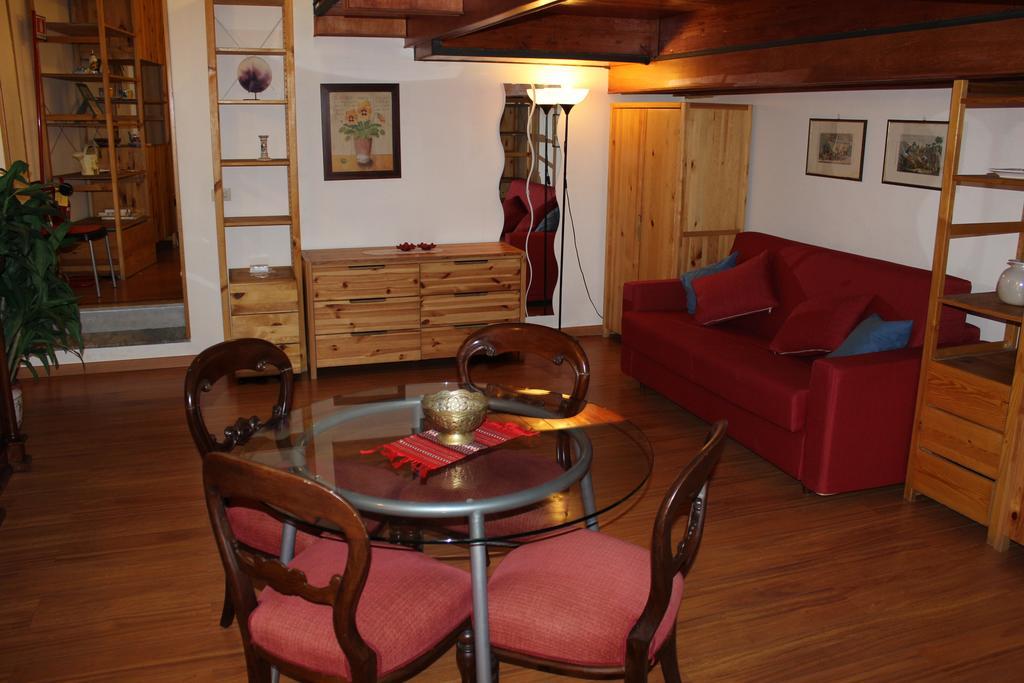 Guide Tour Apartments Nápoly Kültér fotó